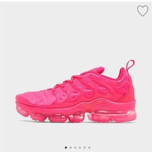 Women’s Nike hot pink vapor max shoes